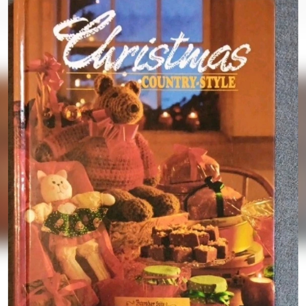 90s Cozy Vintage Christmas Hardcover Book Country Style Holiday Recipes & Crafts